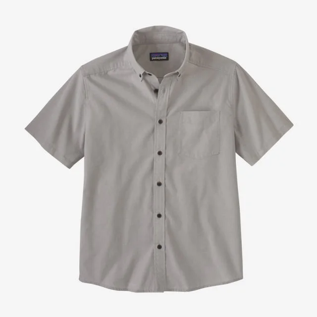 Camping hiking trail finds-Men's Daily Shirt