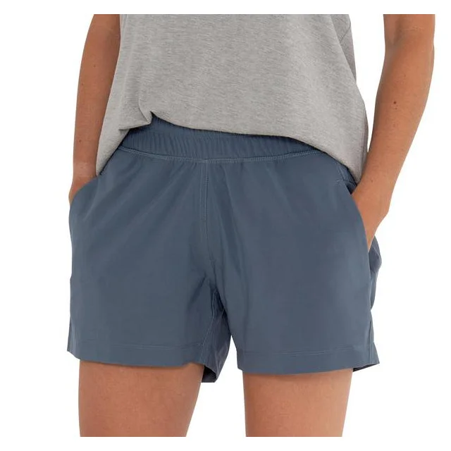 Camping hiking trail wonders-Women's Pull-On Breeze Short